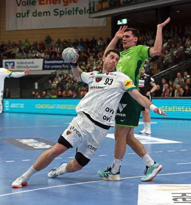 11.02.2026, xovx, Handball Daikin Handball Bundesliga, HSG Wetzlar - Füchse Berlin v.l. Mihajlo Marsenic (Füchse Berlin), Josip Simic (HSG Wetzlar) Wetzlar Buderus-Arena Hessen Deutschland (DE)