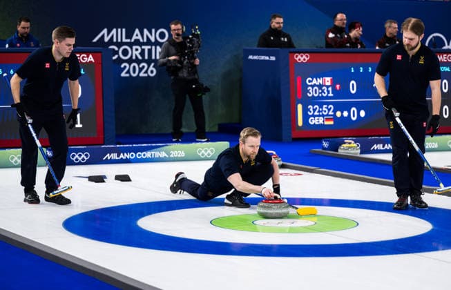 260211 Christoffer Sundgren, Niklas Edin and Rasmus Wrana of Sweden compete in a men s round robin curling match between Sweden and Italy during day 5 of the 2026 Winter Olympics on February 11, 2026 in Cortina. Photo: Jon Olav Nesvold BILDBYRAN COP 217 JE0117 curling Olympic Games, Olympische Spiele, Olympia, OS olympics winter olympics os ol olympiska spel vinter-os olympiske leker milano cortina 2026 milan cortina 2026 milano cortina 2026 olympic games milano cortina 2026 winter olympic games milano cortina-os milano cortina-ol vinter-ol 5 bbeng *** 260211 Christoffer Sundgren, Niklas Edin and Rasmus Wrana of Sweden compete in a men s round robin curling match between Sweden and Italy during day 5 of the 2026 Winter Olympics on February 11, 2026 in Cortina Photo Jon Olav Nesvold BILDBYRAN COP 217 JE0117 curling olympic games olympics winter olympics os ol olympiska spel vinter os olympiske leker milano cortina 2026 milan cortina 2026 milano cortina 2026 olympic games milano cortina 2026 winter olympic games milano cortina os milano cortina ol vinter ol 5 bbeng  Copyright: JONxOLAVxNESVOLD BB260211JE048