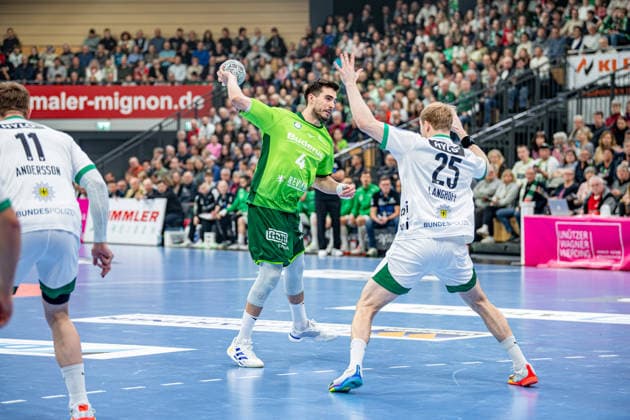 Handball Bundesliga; HSG Wetzlar - Füchse Berlin, 11.02.26 Filip Vistorop (HSG Wetzlar, 4), Matthes Langhoff (Füchse Berlin, 25), Lasse Andersson (Füchse Berlin, 11) Handball Bundesliga; HSG Wetzlar - Füchse Berlin: Wetzlar, 11.02.26 Copyright: xBEAUTIFULxSPORTS Roeczeyx