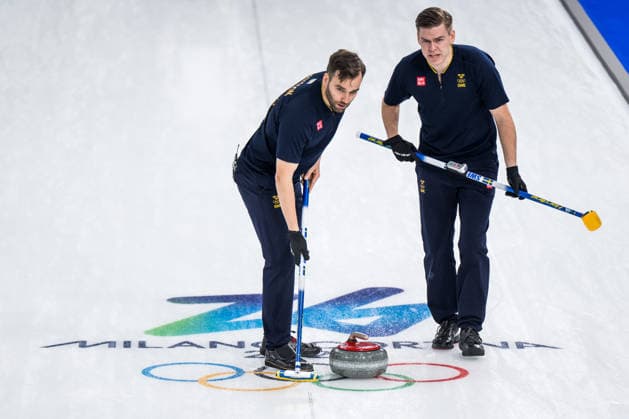 260211 Oskar Eriksson and Christoffer Sundgren of Sweden compete in a men s round robin curling match between Sweden and Italy during day 5 of the 2026 Winter Olympics on February 11, 2026 in Cortina. Photo: Jon Olav Nesvold BILDBYRAN COP 217 JE0117 curling Olympic Games, Olympische Spiele, Olympia, OS olympics winter olympics os ol olympiska spel vinter-os olympiske leker milano cortina 2026 milan cortina 2026 milano cortina 2026 olympic games milano cortina 2026 winter olympic games milano cortina-os milano cortina-ol vinter-ol 5 bbeng *** 260211 Oskar Eriksson and Christoffer Sundgren of Sweden compete in a men s round robin curling match between Sweden and Italy during day 5 of the 2026 Winter Olympics on February 11, 2026 in Cortina Photo Jon Olav Nesvold BILDBYRAN COP 217 JE0117 curling olympic games olympics winter olympics os ol olympiska spel vinter os olympiske leker milano cortina 2026 milan cortina 2026 milano cortina 2026 olympic games milano cortina 2026 winter olympic games milano cortina os milano cortina ol vinter ol 5 bbeng  Copyright: JONxOLAVxNESVOLD BB260211JE053