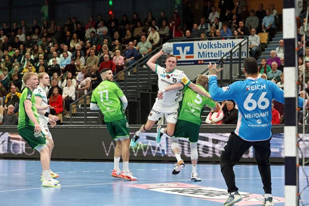 11.02.2026, xovx, Handball Daikin Handball Bundesliga, HSG Wetzlar - Füchse Berlin v.l. Georg Löwen (HSG Wetzlar), Matthes Langhoff (Füchse Berlin), Stefan Cavor (HSG Wetzlar), Tobias Schjölberg Gröndahl (Füchse Berlin), Tristan Kirschner (HSG Wetzlar), Karim Hendawy (HSG Wetzlar) Wetzlar Buderus-Arena Hessen Deutschland (DE)