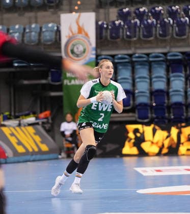 Handball I Frauen I Saison 2025-2026 I 1. HBF I 17. Spieltag I VFL Oldenburg - Thüringer HC I 11.02.2026 Lisa Borutta (2, VfL Oldenburg) Oldenburg Kleine EWE-Arena Niedersachsen Deutschland Copyright: xLobeca JonasxBoningx