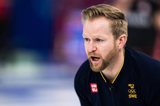 260211 Niklas Edin of Sweden competes in a men s round robin curling match between Sweden and Italy during day 5 of the 2026 Winter Olympics on February 11, 2026 in Cortina. Photo: Jon Olav Nesvold BILDBYRAN COP 217 JE0117 curling Olympic Games, Olympische Spiele, Olympia, OS olympics winter olympics os ol olympiska spel vinter-os olympiske leker milano cortina 2026 milan cortina 2026 milano cortina 2026 olympic games milano cortina 2026 winter olympic games milano cortina-os milano cortina-ol vinter-ol 5 bbeng *** 260211 Niklas Edin of Sweden competes in a men s round robin curling match between Sweden and Italy during day 5 of the 2026 Winter Olympics on February 11, 2026 in Cortina Photo Jon Olav Nesvold BILDBYRAN COP 217 JE0117 curling olympic games olympics winter olympics os ol olympiska spel vinter os olympiske leker milano cortina 2026 milan cortina 2026 milano cortina 2026 olympic games milano cortina 2026 winter olympic games milano cortina os milano cortina ol vinter ol 5 bbeng  Copyright: JONxOLAVxNESVOLD BB260211JE082
