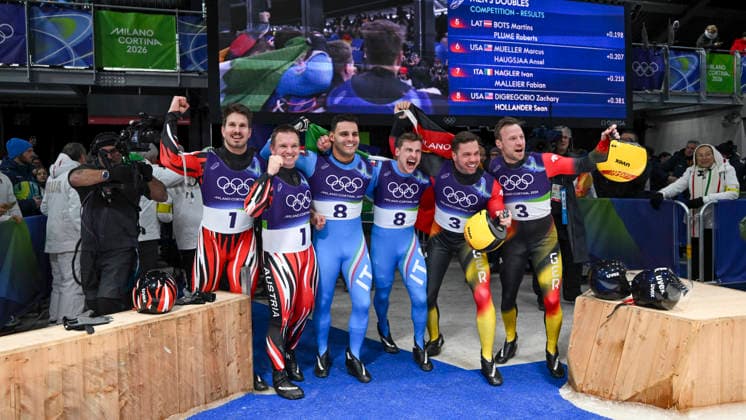 OLYMPICS - Winter Olympic Games, Olympische Spiele, Olympia, OS Milano Cortina 2026 CORTINA D AMPEZZO,ITALY,11.FEB.26 - OLYMPICS, LUGE - Winter Olympic Games Milano Cortina 2026, men, doubles. Image shows the rejoicing of Thomas Steu and Wolfgang Kindl (AUT), Emanuel Rieder and Simon Kainzwaldner (ITA) and Tobias Wendl (GER) and Tobias Artl (GER).  GEPAxpictures xAlexanderxSolc