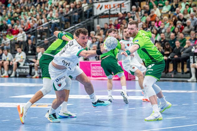 Handball Bundesliga; HSG Wetzlar - Füchse Berlin, 11.02.26 Lukas Herburger (Füchse Berlin, 29), Nikola Grahovac (HSG Wetzlar, 2), Filip Vistorop (HSG Wetzlar, 4) Handball Bundesliga; HSG Wetzlar - Füchse Berlin: Wetzlar, 11.02.26 Copyright: xBEAUTIFULxSPORTS Roeczeyx