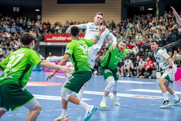 Handball Bundesliga; HSG Wetzlar - Füchse Berlin, 11.02.26 Lasse Andersson (Füchse Berlin, 11), Philipp Ahouansou (HSG Wetzlar, 19), Nikola Grahovac (HSG Wetzlar, 2), Phil Spandau (HSG Wetzlar, 27) Handball Bundesliga; HSG Wetzlar - Füchse Berlin: Wetzlar, 11.02.26 Copyright: xBEAUTIFULxSPORTS Roeczeyx