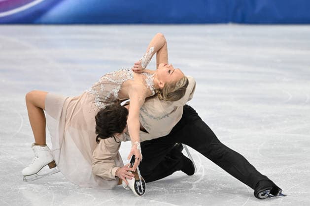 BEKKER Phebe HERNANDEZ James (GBR) during Figure skating, Eiskunstlauf Ice Dance, Olympic Winter games, Winterspiele,Spiele, Summer games Milano-Cortina 2026 in Milan, Italy, February 11 2026  Copyright: xFilippoxTomasi IPAxSportx xipa-agency.netx xx IPA_71329222 IPA_Agency_IPA71329222