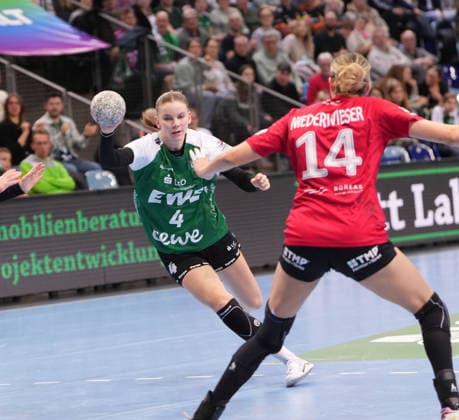 Handball I Frauen I Saison 2025-2026 I 1. HBF I 17. Spieltag I VFL Oldenburg - Thüringer HC I 11.02.2026 Toni-Luisa Reinemann (4, VfL Oldenburg) Oldenburg Kleine EWE-Arena Niedersachsen Deutschland Copyright: xLobeca JonasxBoningx