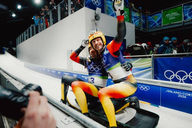 OLYMPICS - Winter Olympic Games, Olympische Spiele, Olympia, OS Milano Cortina 2026 CORTINA D AMPEZZO,ITALY,11.FEB.26 - OLYMPICS, LUGE - Winter Olympic Games Milano Cortina 2026, men, doubles. Image shows the rejoicing of Tobias Wendl (GER) and Tobias Arlt (GER).  GEPAxpictures xAlexanderxSolc