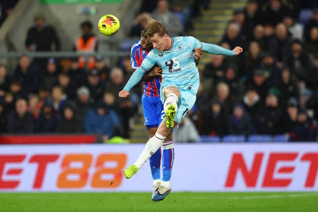 London, England, 11th February 2026. Chris Richards of Crystal Palace and Zian Flemming of Burnley challenge for the ball during the Crystal Palace vs Burnley Premier League match at Selhurst Park, London. Picture credit should read: Paul Terry Sportimage EDITORIAL USE ONLY. No use with unauthorised audio, video, data, fixture lists, club league logos or live services. Online in-match use limited to 120 images, no video emulation. No use in betting, games or single club league player publications. SPI_011_PT_Crystal_Palace_Burnley SPI-4518-0011