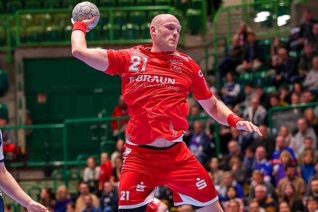 11.02.2026, Handball, 1.HBL, Bergischer HC - MT Melsungen, 20. Spieltag, Uni-Halle Wuppertal: Arnar Freyr Arnarsson (Melsungen 21) wirft den Ball auf das Tor Nordrhein-Westfalen Deutschland
