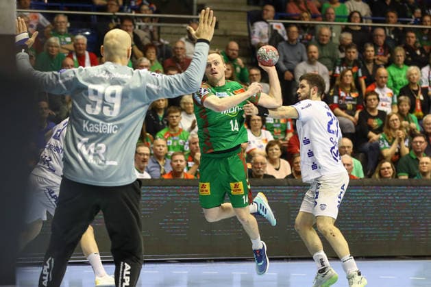 11.02.2026, xtgx, Handball, Daikin HBL, SC Magdeburg - TBV Lemgo v.l. Omar Ingi Magnusson (Magdeburg, 14) wirft Tor, Torschuetze, erzielt Tor, Treffer, scores the goal Magdeburg