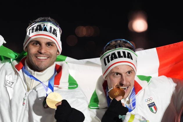 Italy s gold medalists Emanuel Rieder, Andrea Voetter, Marion Oberhofer and Simon Kainzwaldner, celebrate after the men s and women s doubles luge competitions at the 2026 Winter Olympics, in Cortina d Ampezzo, Italy, Wednesday, Feb. 11, 2026. (Photo Spada LaPresse)  Copyright: xSpada LaPressex