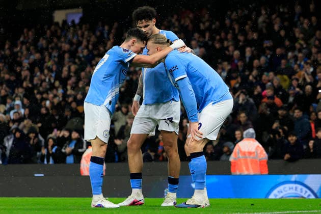 Manchester City v Fulham, Premier League Erling Haaland (9) of Manchester City celebrates scoring to make it 3-0 with Phil Foden (47) of Manchester City during the Premier League match between Manchester City and Fulham at the Etihad Stadium, Manchester, UK on 11 February 2026. Manchester Etihad Stadium Manchester UK Editorial use only DataCo restrictions apply See www.football-dataco.com , Copyright: xConorxMolloyx PSI-23725-0033