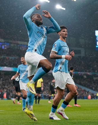 Manchester, England, 11th February 2026. Antoine Semenyo of Manchester City celebrates after scoring the opening goal during the Manchester City vs Fulham Premier League match at the Etihad Stadium, Manchester. Picture credit should read: Andrew Yates Sportimage EDITORIAL USE ONLY. No use with unauthorised audio, video, data, fixture lists, club league logos or live services. Online in-match use limited to 120 images, no video emulation. No use in betting, games or single club league player publications. SPI_021_AY_MAN_CITY_FULHAM SPI-4519-0021