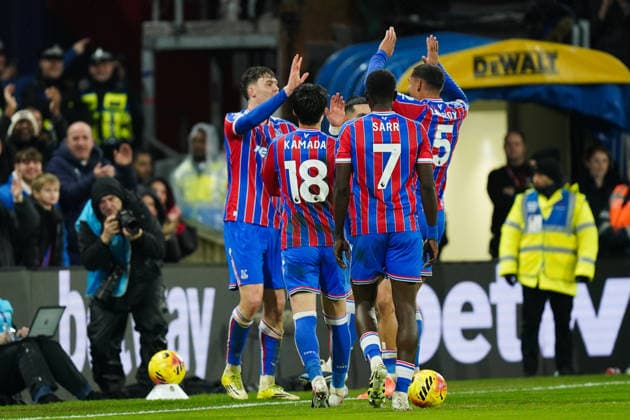 Crystal Palace v Burnley, Premier League Jörgen Strand Larsen of Crystal Palace celebrating his goal to make it 2-0 during the Crystal Palace v Burnley Premier League match at Selhurst Park, London, England on 11 February 2026 Credit: Dylan Hepworth Every Second Media Editorial use only. All images are copyright Every Second Media Limited. No images may be reproduced without prior permission. All rights reserved. Premier League and Football League images are subject to licensing agreements with Football DataCo Limited. see https: www.football-dataco.com Copyright: xIMAGO EveryxSecondxMediax ESM-1798-0043 DylanxHepworthx xEveryxSecondxMediax