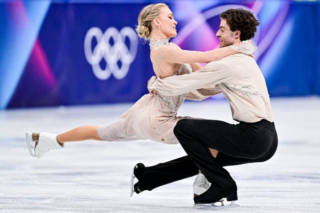 Phebe BEKKER & James HERNANDEZ (GBR), during Ice Dance Free Dance, at the Olympic Winter games, Winterspiele,Spiele, Summer games Milano Cortina 2026, at Milano Ice Skating Arena, on February 11, 2026 in Milan, Italy. Noxthirdxpartyxsales  aflo_319388570