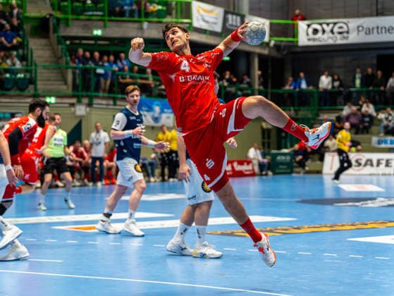 Nikolaj Enderleit (MT Melsungen, 04) beim Torwurf Bergischer HC vs. MT Melsungen, Handball, 1. Bundesliga, 20. Spieltag, Saison 2025 2026, 11.02.2026 Bergischer HC vs. MT Melsungen, Handball, 1. Bundesliga, 20. Spieltag, Saison 2025 2026, 11.02.2026 Wuppertal Copyright: xEibner-Pressefoto DamianxKruczynx EP_DKI