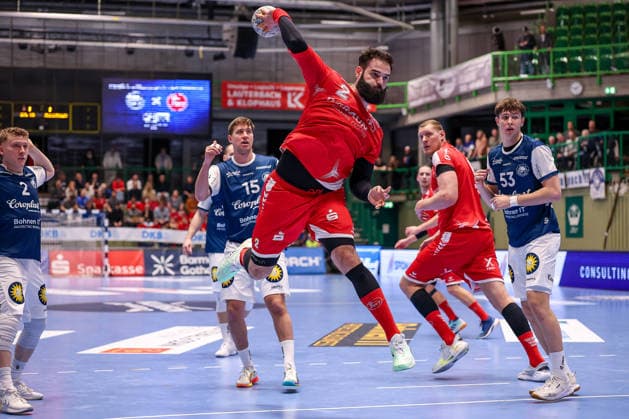 11.02.2026, Handball, 1.HBL, Bergischer HC - MT Melsungen, 20. Spieltag, Uni-Halle Wuppertal: Ruben Marchan (Melsungen 02) wirft den Ball auf das Tor Nordrhein-Westfalen Deutschland