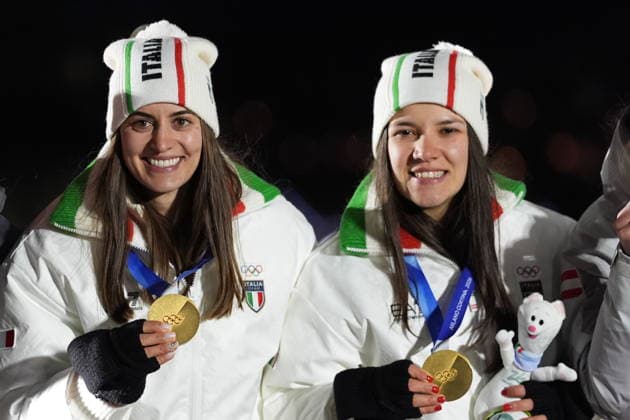 Italy s gold medalists Emanuel Rieder, Andrea Voetter, Marion Oberhofer and Simon Kainzwaldner, celebrate after the men s and women s doubles luge competitions at the 2026 Winter Olympics, in Cortina d Ampezzo, Italy, Wednesday, Feb. 11, 2026. (Photo Spada LaPresse)  Copyright: xSpada LaPressex