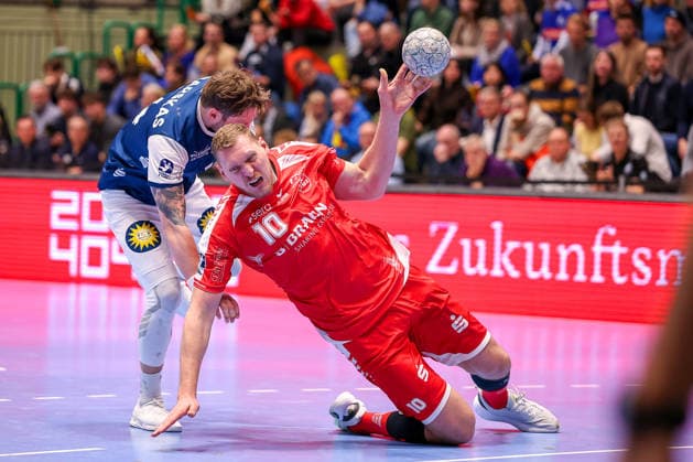 11.02.2026, Handball, 1.HBL, Bergischer HC - MT Melsungen, 20. Spieltag, Uni-Halle Wuppertal: xm14 im Zweikampf gegen Gerdas Babarskas (BHC 14) Nordrhein-Westfalen Deutschland