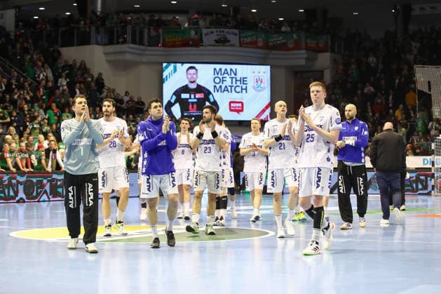 11.02.2026, xtgx, Handball, Daikin HBL, SC Magdeburg - TBV Lemgo v.l. Lemgo enttaeuscht, schaut enttaeuscht, niedergeschlagen, disappointed Magdeburg