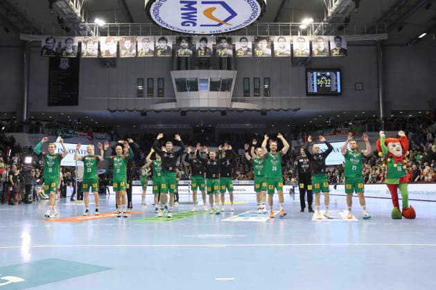 11.02.2026, xtgx, Handball, Daikin HBL, SC Magdeburg - TBV Lemgo v.l. Magdeburg Jubel ueber den Sieg, Jubel nach Spielende Magdeburg