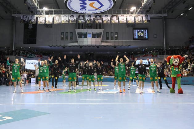 11.02.2026, xtgx, Handball, Daikin HBL, SC Magdeburg - TBV Lemgo v.l. Magdeburg Jubel ueber den Sieg, Jubel nach Spielende Magdeburg