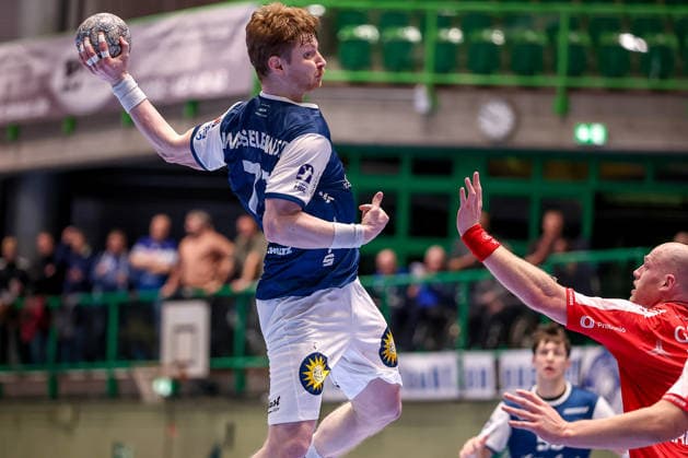 11.02.2026, Handball, 1.HBL, Bergischer HC - MT Melsungen, 20. Spieltag, Uni-Halle Wuppertal: Johannes Wasielewski (BHC 77) wirft den Ball auf das Tor Nordrhein-Westfalen Deutschland