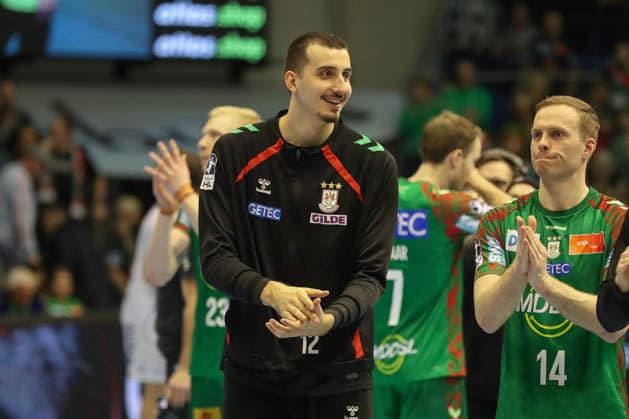 11.02.2026, xgox, Handball - Daikin HBL SC Magdeburg - TBV Lemgo-Lippe emspor, v.l. Matej Mandic (Magdeburg, 12) Jubel ueber den Sieg, Jubel nach Spielende Magdeburg
