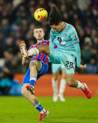 Crystal Palace v Burnley, Premier League Adam Wharton of Crystal Palace and Hannibal Mejbri of Burnley battling for the ball during the Crystal Palace v Burnley Premier League match at Selhurst Park, London, England on 11 February 2026 Credit: Dylan Hepworth Every Second Media Editorial use only. All images are copyright Every Second Media Limited. No images may be reproduced without prior permission. All rights reserved. Premier League and Football League images are subject to licensing agreements with Football DataCo Limited. see https: www.football-dataco.com Copyright: xIMAGO EveryxSecondxMediax ESM-1798-0070 DylanxHepworthx xEveryxSecondxMediax