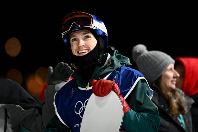 2026 WINTER Olympic Games, Olympische Spiele, Olympia, OS Scotty James of Australia looks on following the Men™s Snowboard Halfpipe qualification at the Livigno Snow Park on day 5 of the 2026 Milano Cortina Winter Olympic Games in Livigno, Italy, Wednesday, February 11, 2026. ( NO ARCHIVING, EDITORIAL USE ONLY LIVIGNO SONDRIO ITALY  Copyright: xDANxHIMBRECHTSx 20260212147661815914