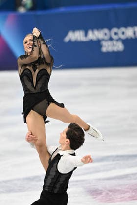 ZINGAS Emilea KOLESNIK Vadym (USA) during Figure skating, Eiskunstlauf Ice Dance, Olympic Winter games, Winterspiele,Spiele, Summer games Milano-Cortina 2026 in Milan, Italy, February 11 2026  Copyright: xFilippoxTomasi IPAxSportx xipa-agency.netx xx IPA_71334821 IPA_Agency_IPA71334821