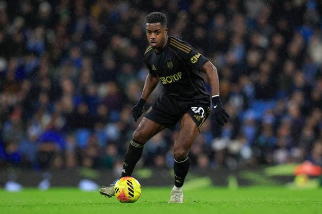 Manchester City v Fulham, Premier League Ryan Sessegnon (30) of Fulham during the Premier League match between Manchester City and Fulham at the Etihad Stadium, Manchester, UK on 11 February 2026. Manchester Etihad Stadium Manchester UK Editorial use only DataCo restrictions apply See www.football-dataco.com , Copyright: xConorxMolloyx PSI-23725-0054