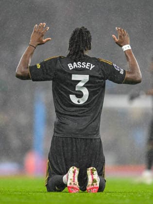 Manchester City v Fulham Premier League Calvin Bassey of Fulham during the Premier League match at the Etihad Stadium, Manchester 11 02 2026 UK Newspapers OUT Copyright: xKarlxVallantinex FIL-22960-0024