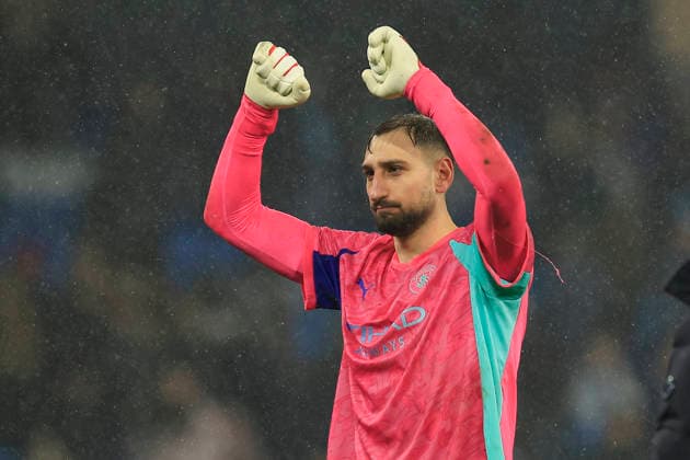 Manchester City v Fulham, Premier League Gianluigi Donnarumma (25) of Manchester City celebrates the 3-0 win at the end of the Premier League match between Manchester City and Fulham at the Etihad Stadium, Manchester, UK on 11 February 2026. Manchester Etihad Stadium Manchester UK Editorial use only DataCo restrictions apply See www.football-dataco.com , Copyright: xConorxMolloyx PSI-23725-0070