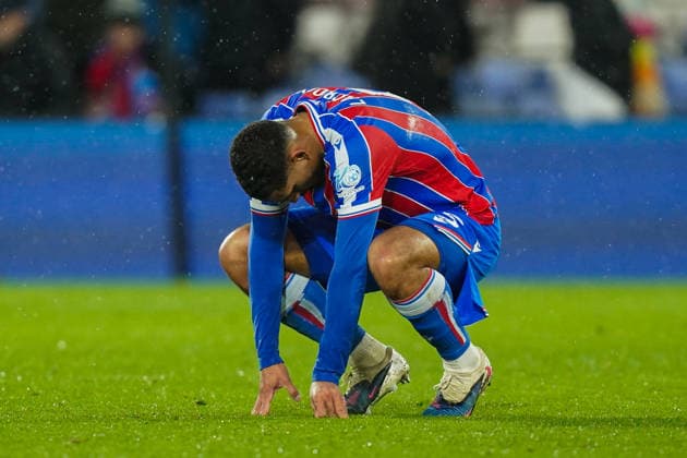 Crystal Palace v Burnley, Premier League Maxence Lacroix of Crystal Palace looks dejected after the Crystal Palace v Burnley Premier League match at Selhurst Park, London, England on 11 February 2026 Credit: Dylan Hepworth Every Second Media Editorial use only. All images are copyright Every Second Media Limited. No images may be reproduced without prior permission. All rights reserved. Premier League and Football League images are subject to licensing agreements with Football DataCo Limited. see https: www.football-dataco.com Copyright: xIMAGO EveryxSecondxMediax ESM-1798-0093 DylanxHepworthx xEveryxSecondxMediax