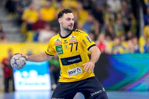 Dani Baijens (RNL, 77), am Ball, Einzelbild, Einzelfoto, Aktion, Action, 11.02.2026, Mannheim (Deutschland), Handball, Bundesliga, Rhein-Neckar Löwen - THW Kiel