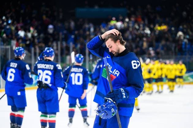 260211 Mikael Frycklund of Italy looks dejected after the men s Ice hockey, Eishockey game between Sweden and Italy during day 5 of the 2026 Winter Olympics on February 11, 2026 in Milan. Photo: Carl Sandin BILDBYRAN kod CS CS0870 ishockey ice hockey Olympic Games, Olympische Spiele, Olympia, OS olympics winter olympics os ol olympiska spel vinter-os olympiske leker milano cortina 2026 milan cortina 2026 milano cortina 2026 olympic games milano cortina 2026 winter olympic games milano cortina-os milano cortina-ol vinter-ol 5 bbeng sverige sweden italien italy depp *** 260211 Mikael Frycklund of Italy looks dejected after the men s ice hockey game between Sweden and Italy during day 5 of the 2026 Winter Olympics on February 11, 2026 in Milan Photo Carl Sandin BILDBYRAN code CS CS0870 ice hockey ice hockey olympic games olympics winter olympics os ol olympiska spel vinter os olympiske leker milano cortina 2026 milan cortina 2026 milano cortina 2026 olympic games milano cortina 2026 winter olympic games milano cortina os milano cortina ol vinter ol 5 bbeng sverige sweden italien italy depp  Copyright: CARLxSANDIN BB260211CS221