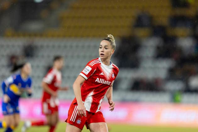Google Pixel Frauen-Bundesliga: FC Carl Zeiss Jena vs. FC Bayern München; Jena; 11.02.2026 Giulia Gwinn ( 7; FC Bayern München) Google Pixel Frauen-Bundesliga: FC Carl Zeiss Jena vs. FC Bayern München; ad hoc arena im Ernst-Abbe-Sportfeld; 11.02.2026 DFB REGULATIONS PROHIBIT ANY USE OF PHOTOGRAPHS AS IMAGE SEQUENCES AND OR QUASI-VIDEO. Copyright: xBEAUTIFULxSPORTS Duehringx