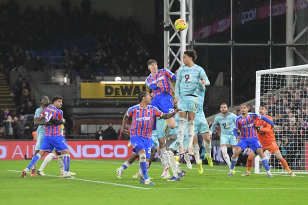 Crystal Palace v Burnley, Premier League Jorgen Strand Larsen Forward of Crystal Palace and Bashir Humphreys Defender of Burnley FC jump for the ball during the Premier League match between Crystal Palace and Burnley at Selhurst Park, London, UK on 11 February 2026. London Selhurst Park Greater London UK Editorial use only DataCo restrictions apply See www.football-dataco.com , Copyright: xJeffxMoodx PSI-23733-0067