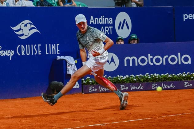 ATP, Tennis Herren Argentina Open 2026 BUENOS AIRES, AR - 11.02.2026: ATP ARGENTINA OPEN 2026 - Buenos Aires, Argentina. February 11, 2026 . Joao Fonseca (BRA) in action during the Round of 16 match at the Argentina Open 2026. (Photo: Lucas Mangi Fotoarena) x2882506x  LucasxMangi
