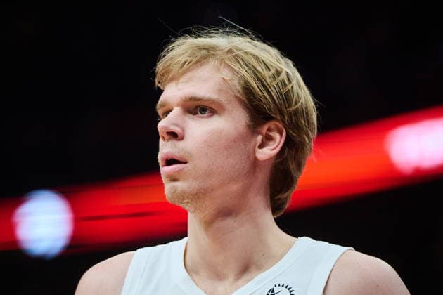February 11, 2026, Toronto, On, Canada: Toronto Raptors Gradey Dick (1) looks on during second half NBA, Basketball Herren, USA basketball action against the Detroit Pistons in Toronto, on Wednesday, Feb. 11, 2026. Canada News - February 11, 2026  - ZUMAc35_ 20260211_zaf_c35_318 Copyright: xSammyxKoganx