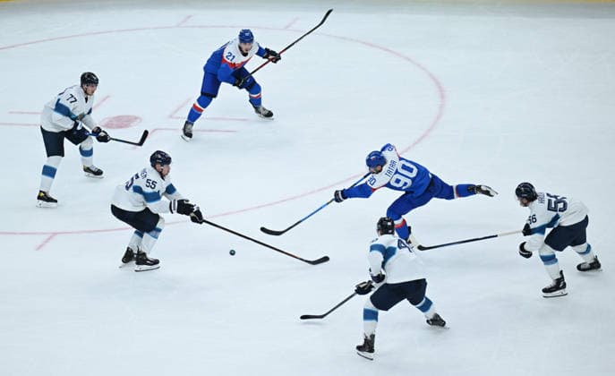 (260212) -- MILAN, Feb. 12, 2026 -- Tomas Tatar (2nd R) of Slovakia scores during the Ice hockey, Eishockey men s preliminary round group B match between Finland and Slovakia at the Milan-Cortina 2026 Olympic Winter games, Winterspiele,Spiele, Summer games in Milan, Italy, Feb. 11, 2026. ) (MICO2026)ITALY-MILAN-OLYMPIC WINTER GAMES-ICE HOCKEY-MEN-PRELIMINARY-FIN VS SVK ZhangxHaofu 