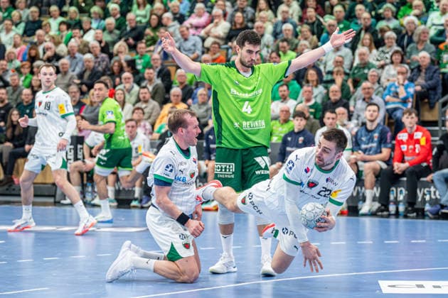 Handball Bundesliga; HSG Wetzlar - Füchse Berlin, 11.02.26 Nejc Cehte (Füchse Berlin, 22), Max Darj (Füchse Berlin, 5), Filip Vistorop (HSG Wetzlar, 4) Handball Bundesliga; HSG Wetzlar - Füchse Berlin: Wetzlar, 11.02.26 Copyright: xBEAUTIFULxSPORTS Roeczeyx