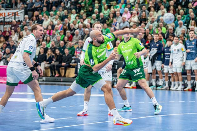 Handball Bundesliga; HSG Wetzlar - Füchse Berlin, 11.02.26 Cyrill Akakpo (HSG Wetzlar, 20), Josip Simic (HSG Wetzlar, 10), Max Darj (Füchse Berlin, 5), Mathias Gidsel (Füchse Berlin, 19) Handball Bundesliga; HSG Wetzlar - Füchse Berlin: Wetzlar, 11.02.26 Copyright: xBEAUTIFULxSPORTS Roeczeyx