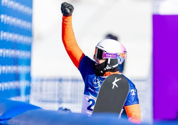 LIVIGNO - Snowboarder Glenn de Blois during the cross-country qualifying round at the Milan Winter Olympics. IRIS VAN DEN BROEK ANP xVIxANPxSportx xxANPxIVx 550432754 originalFilename: 550432754.jpg
