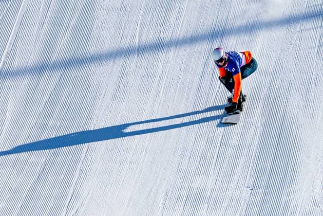 LIVIGNO - Snowboarder Glenn de Blois during the cross-country qualifying round at the Milan Winter Olympics. IRIS VAN DEN BROEK ANP xVIxANPxSportx xxANPxIVx 550433658 originalFilename: 550433658.jpg