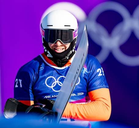 LIVIGNO - Snowboarder Glenn de Blois during the cross-country qualifying round at the Milan Winter Olympics. IRIS VAN DEN BROEK ANP xVIxANPxSportx xxANPxIVx 550433831 originalFilename: 550433831.jpg
