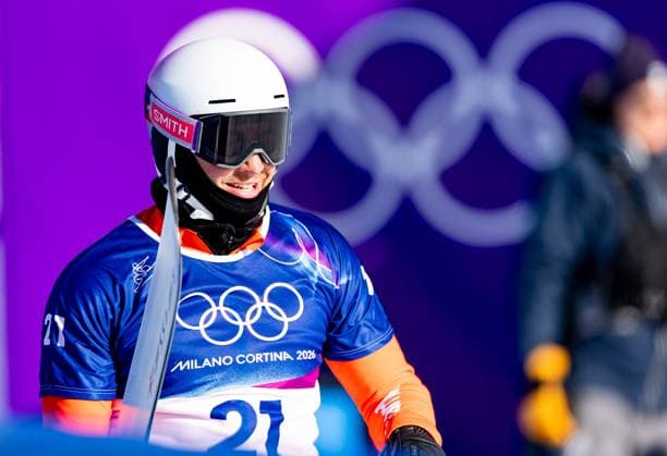 LIVIGNO - Snowboarder Glenn de Blois during the cross-country qualifying round at the Milan Winter Olympics. IRIS VAN DEN BROEK ANP xVIxANPxSportx xxANPxIVx 550433855 originalFilename: 550433855.jpg